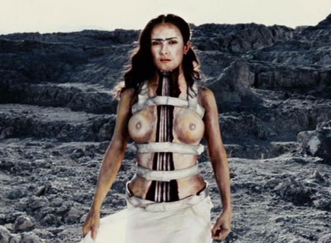 грязная Сальма Хайек с голыми сиськами, фото из фильма
